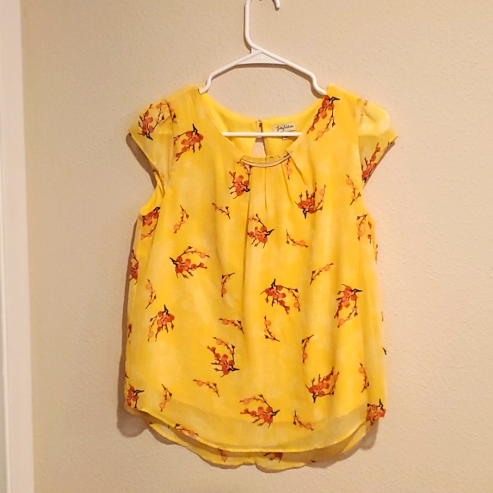 Floral yellow blouse